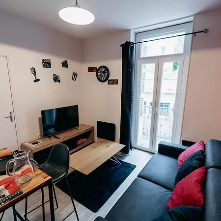 Le Sejour Cine-proche Du Centre-wifi-parking Apartment Lourdes