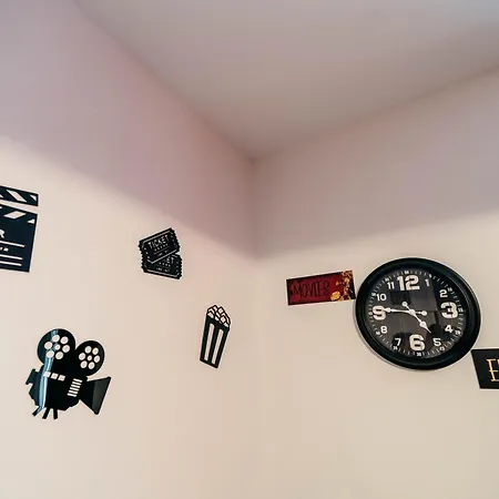 Le Sejour Cine-proche Du Centre-wifi-parking Apartment Lourdes