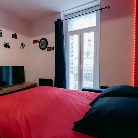 Le Sejour Cine-proche Du Centre-wifi-parking Apartment *